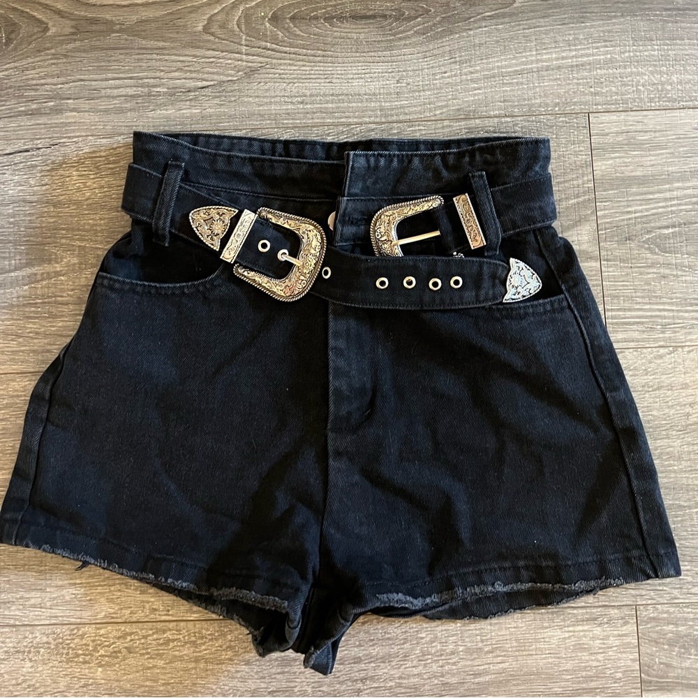 Country concert shorts